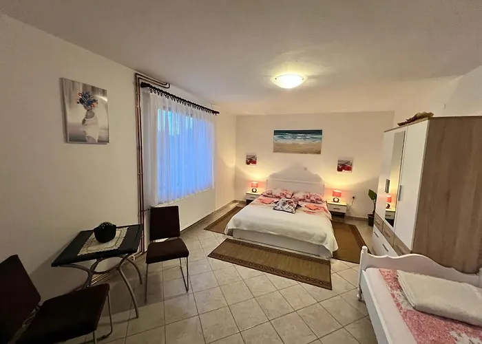 Apartments Fuma