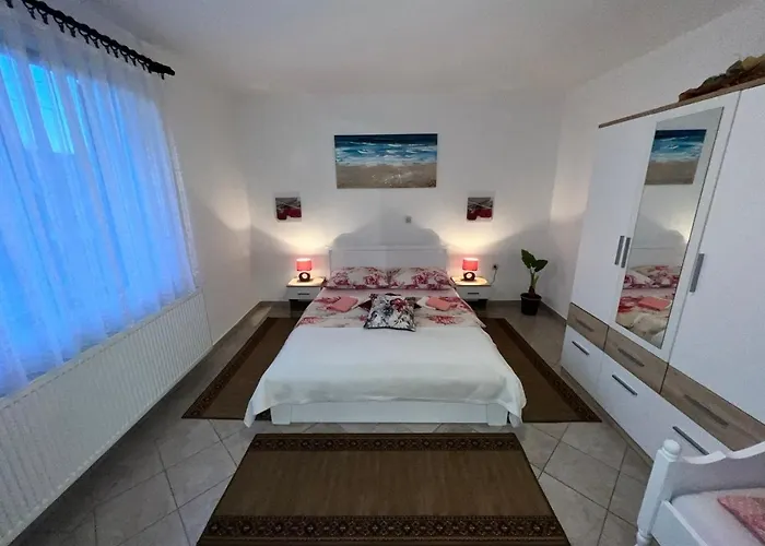 Apartments Fuma